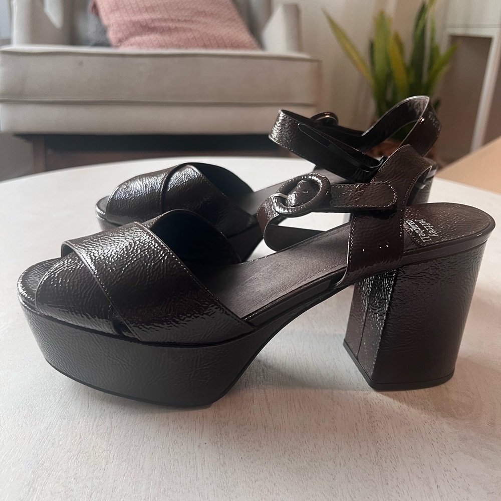 NWT Jeffrey Campbell Dark Brown Platform Shoe